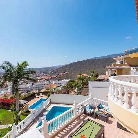 Conde I Vila Costa Adeje (Tenerife)